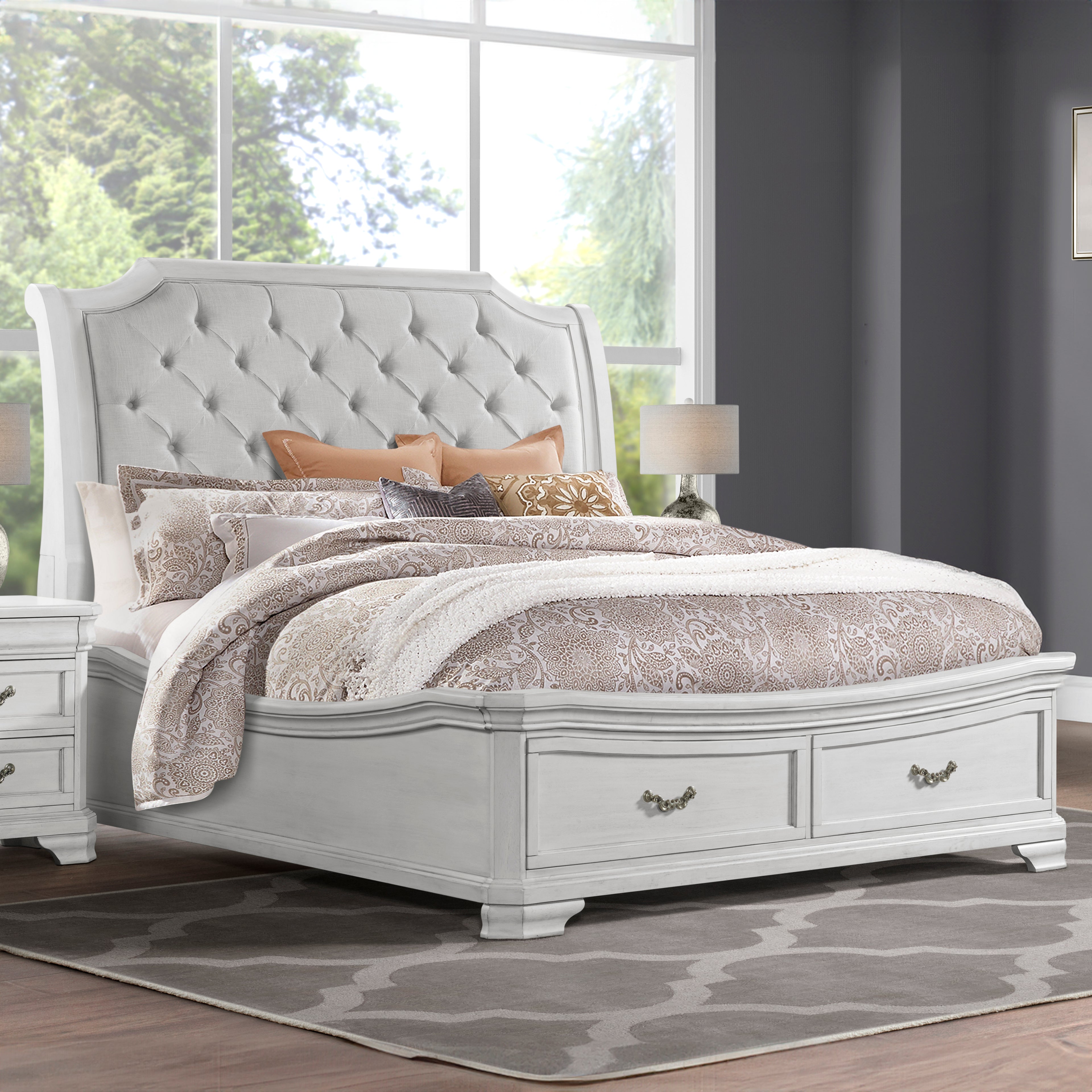 New Classic Lyndhurst Bedroom Set