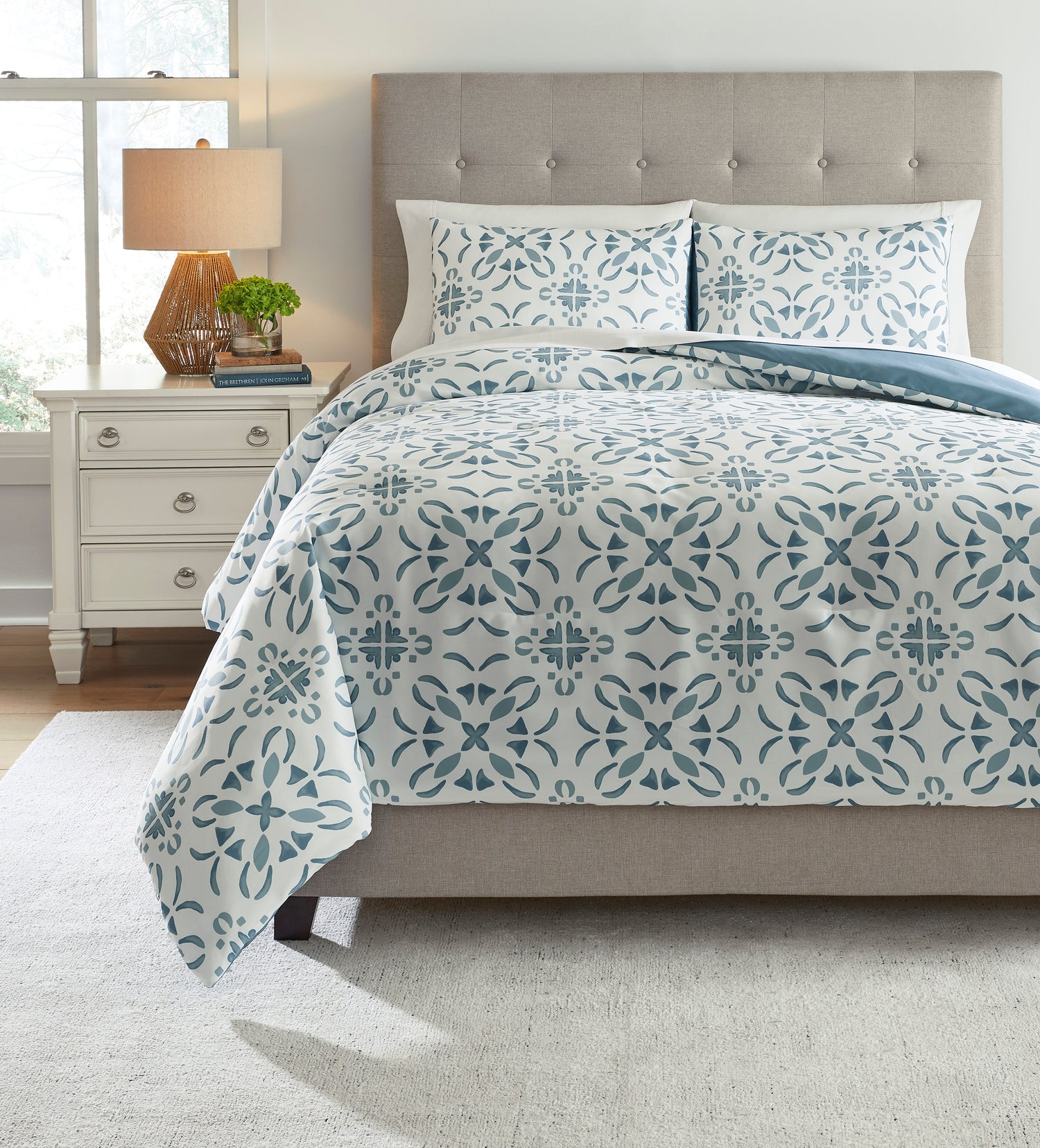 Q371003K - Beck's Furniture