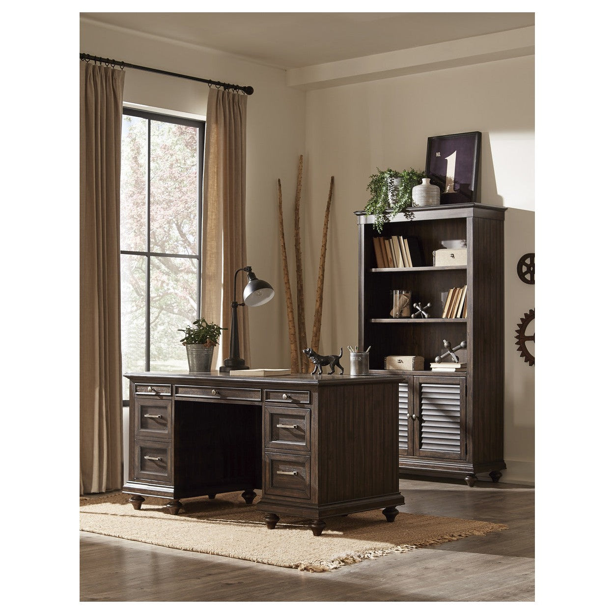 Bookcase 1689-18