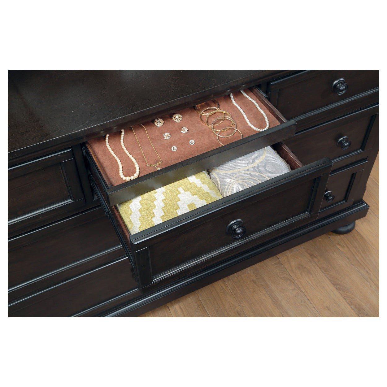 DRESSER W/HIDDEN DRAWER 1718GY-5