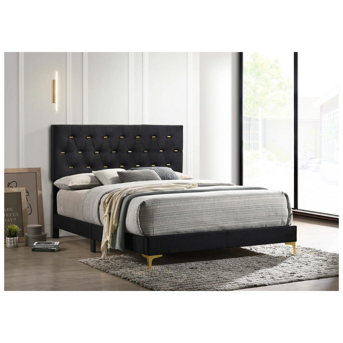 Kendall Tufted Panel Queen Bed Black and Gold 224451Q