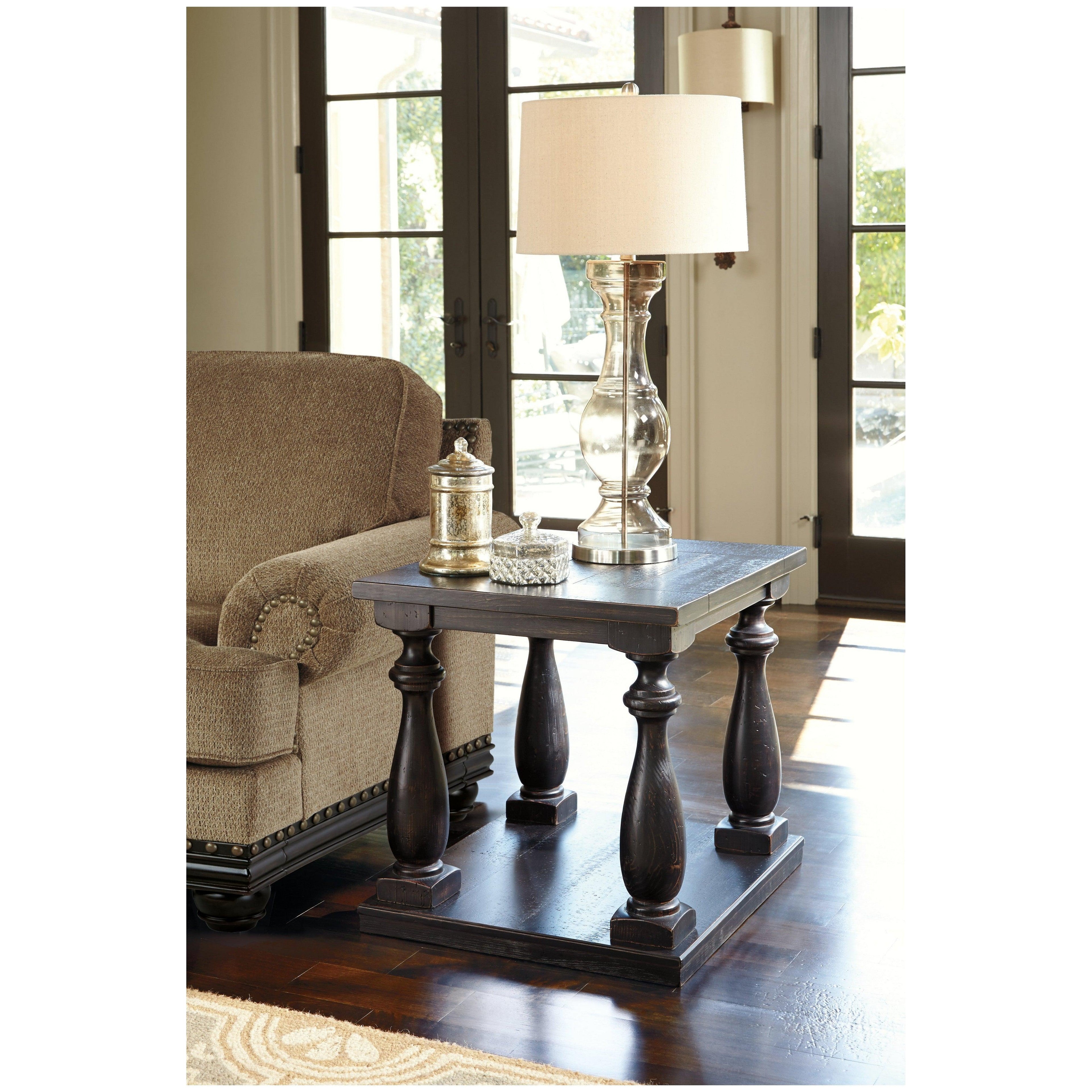Mallacar End Table Ash-T880-3