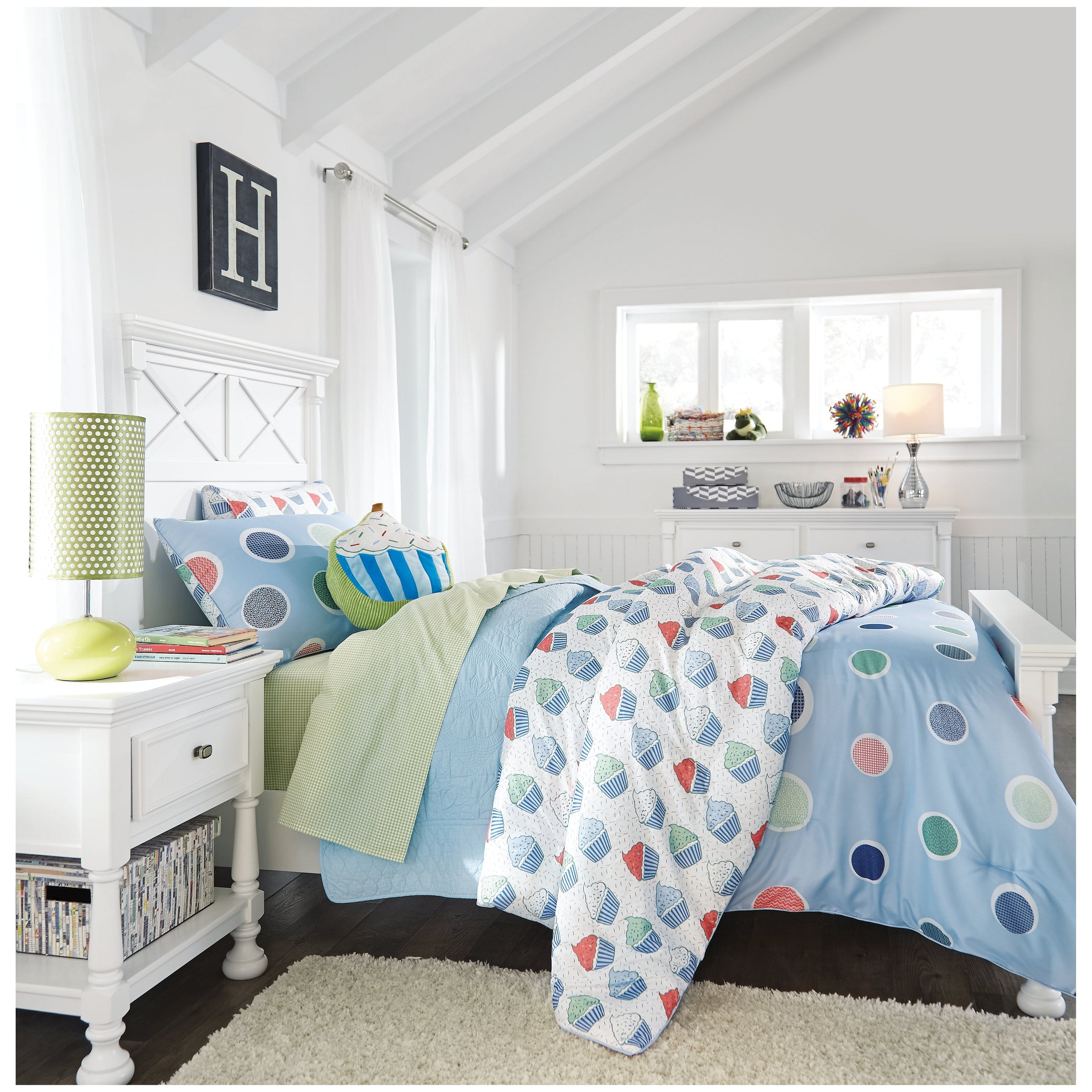 Kaslyn Panel Headboard