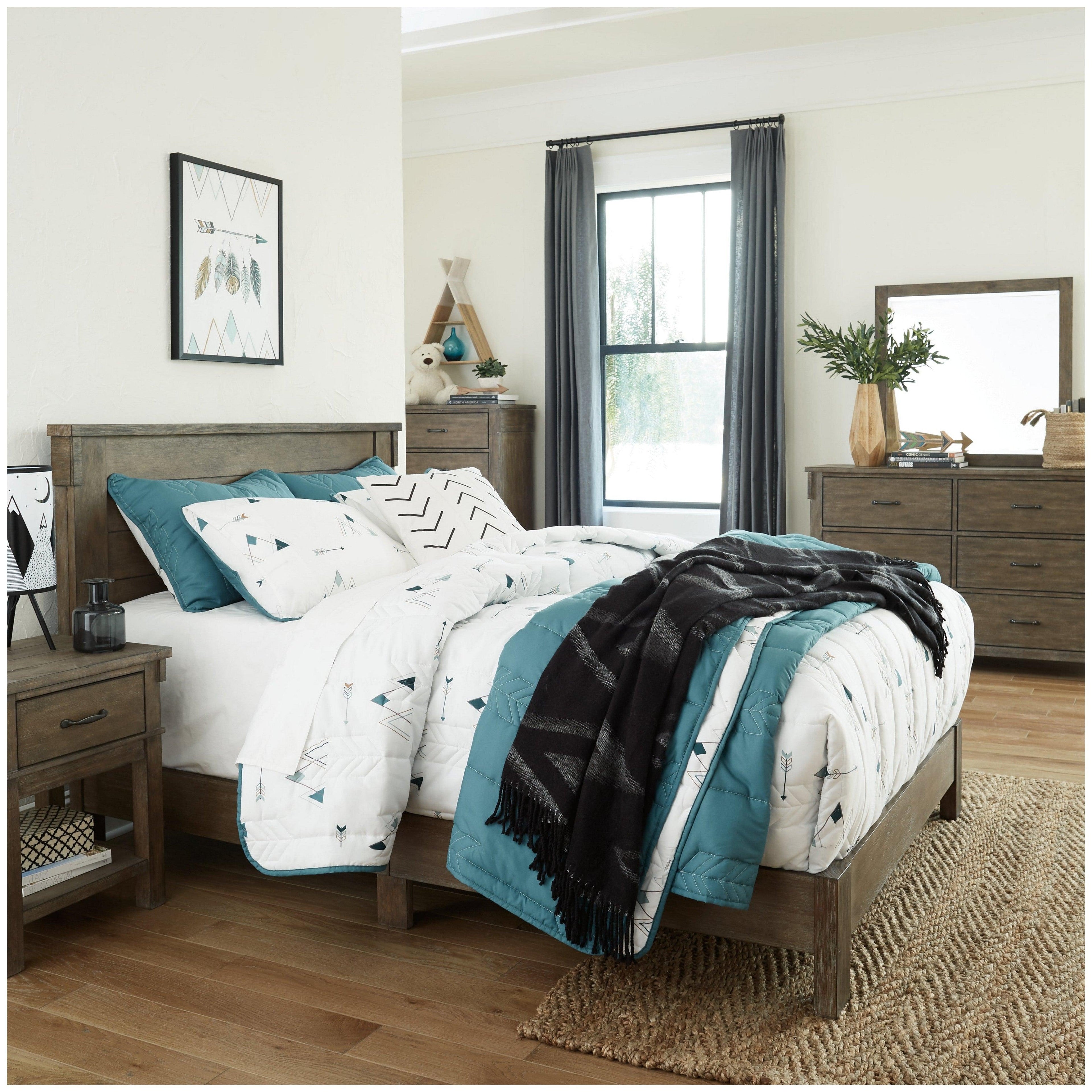 Shamryn Panel Bed
