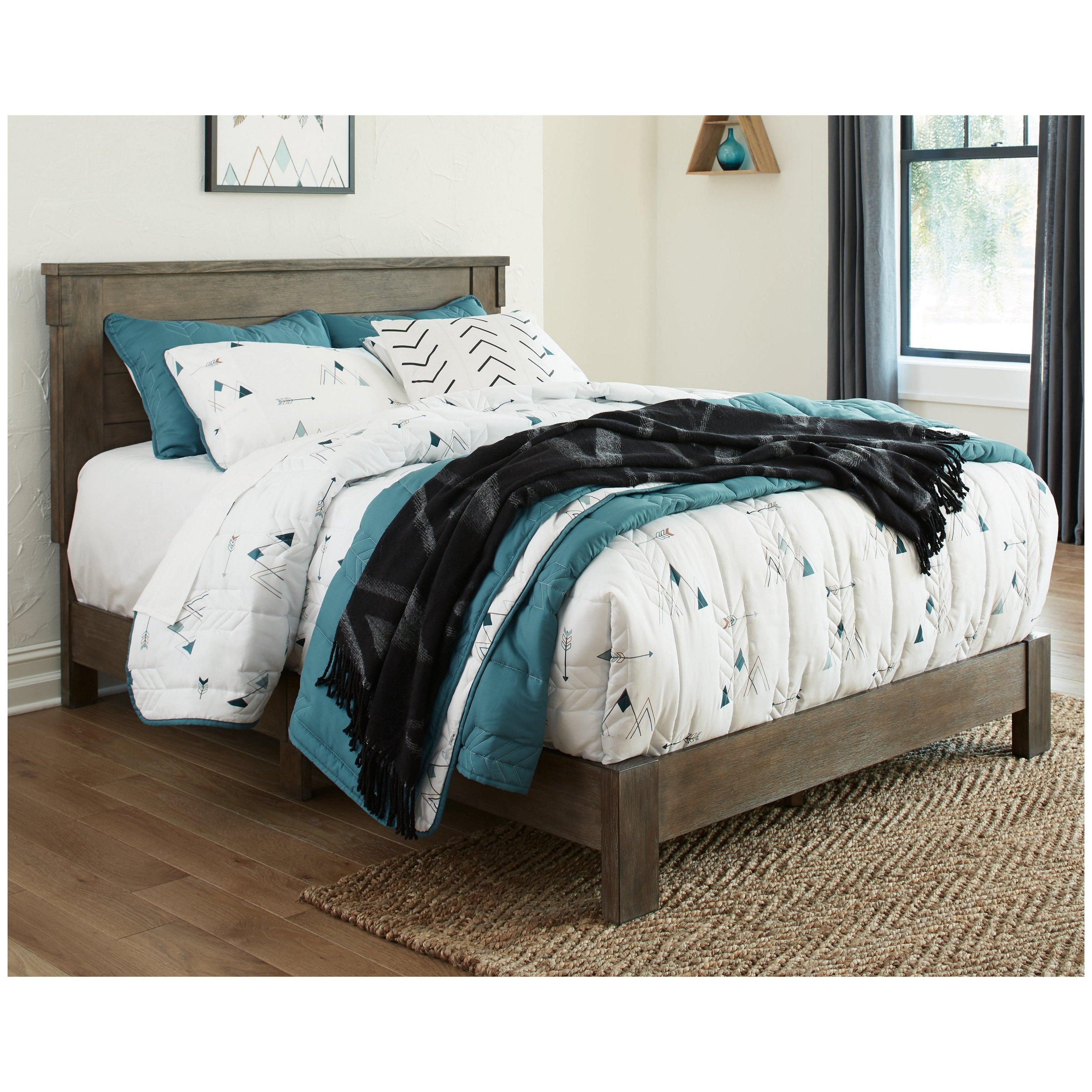 Shamryn Panel Bed