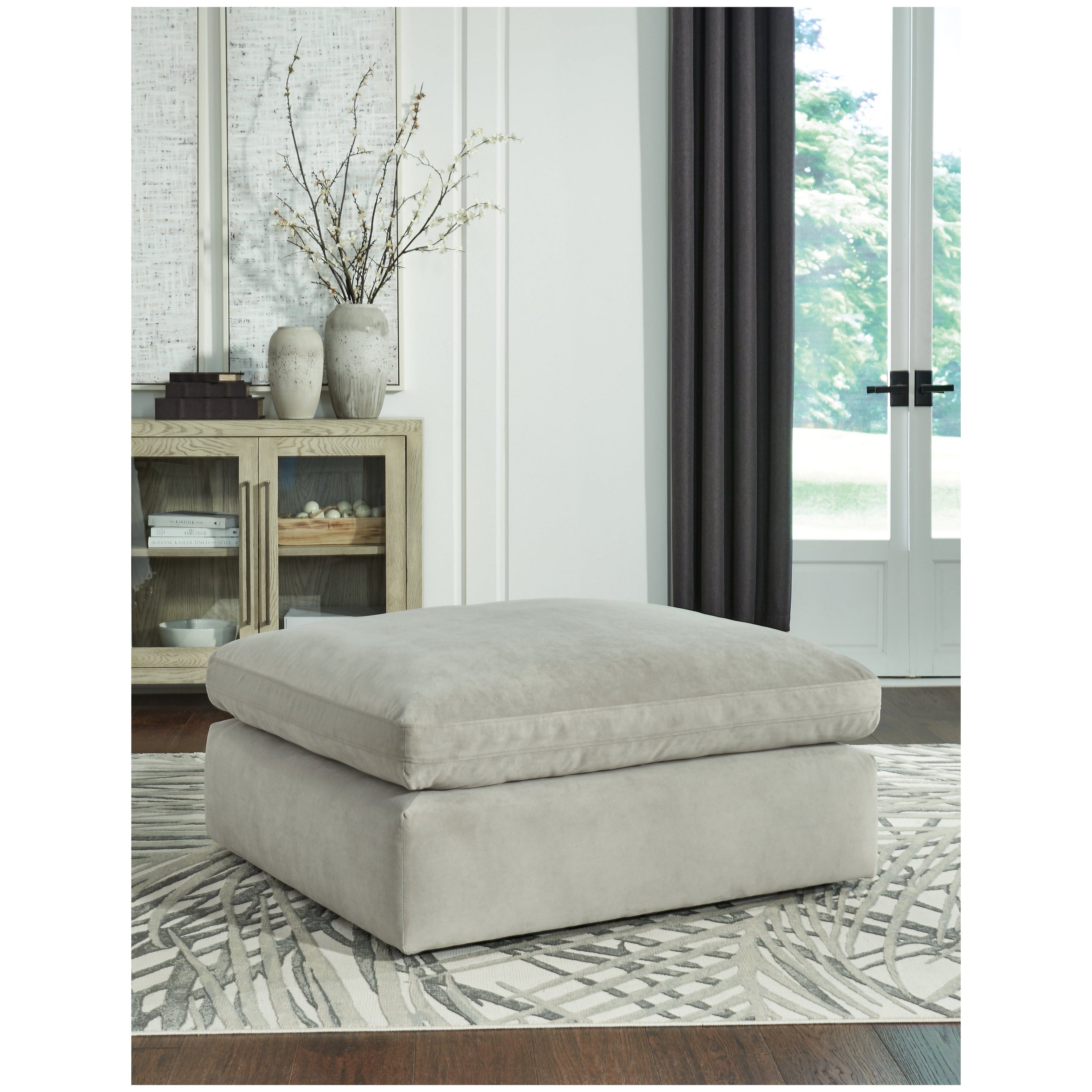 Sophie Oversized Accent Ottoman