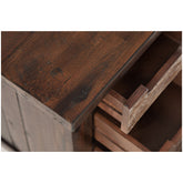 1600-8_DETAIL2