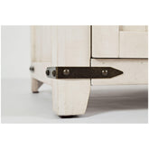 1706-32_DETAIL3