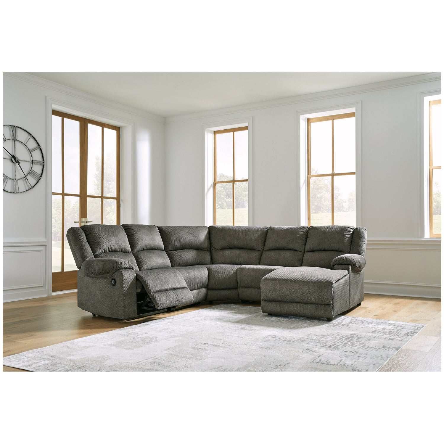 Benlocke 5-Piece Reclining Sectional with Chaise Ash-30402S10