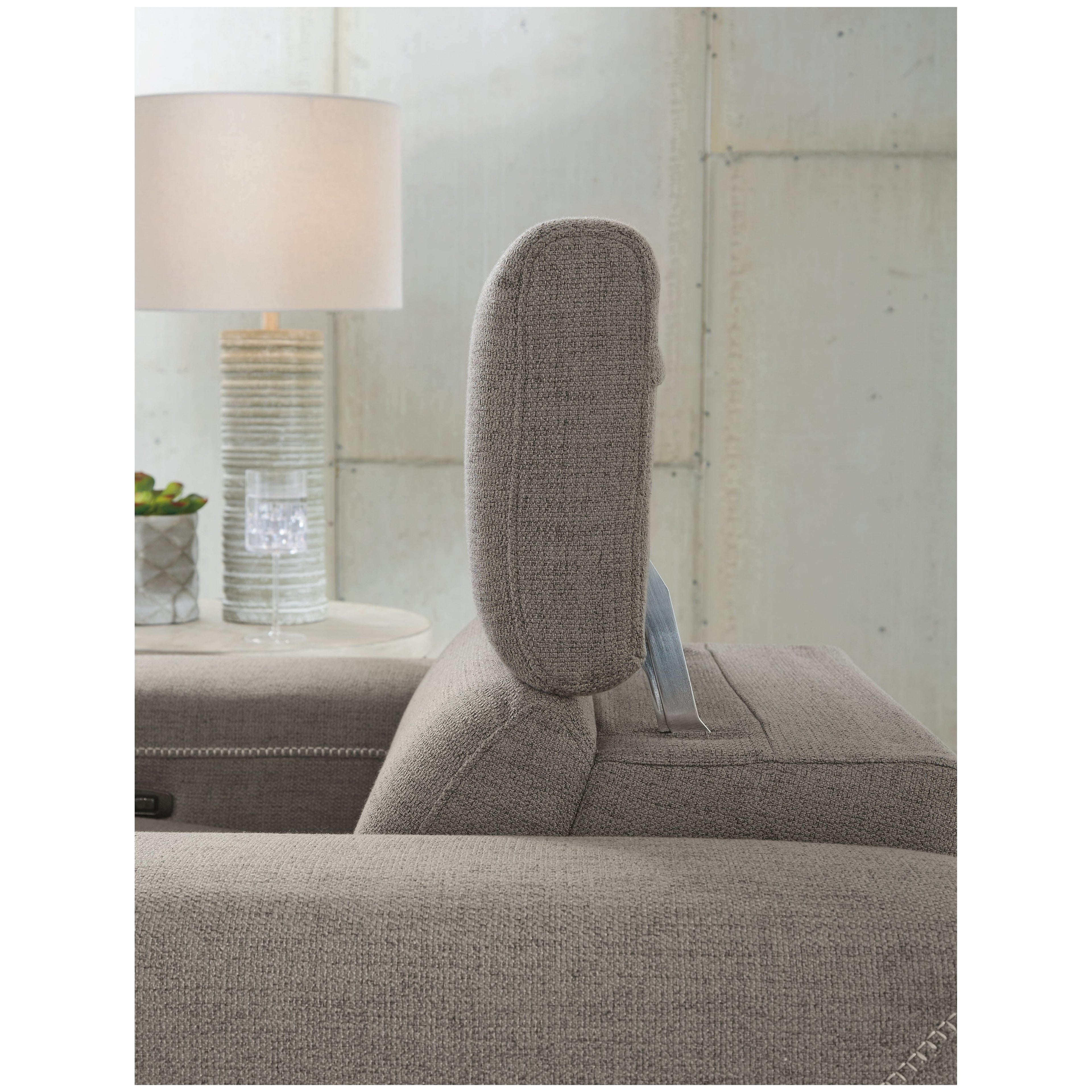Mabton Power Recliner Ash-7700513