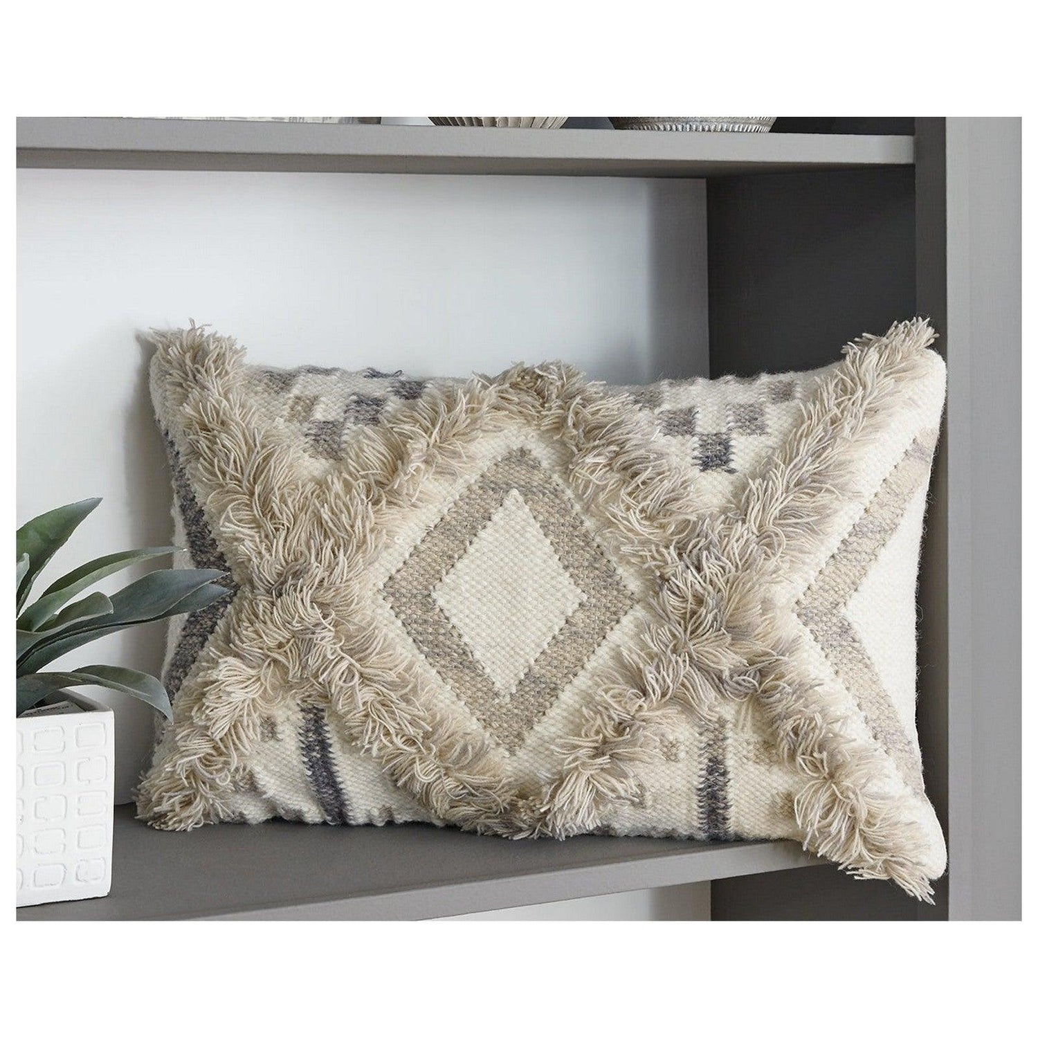 Liviah Pillow Ash-A1000540P