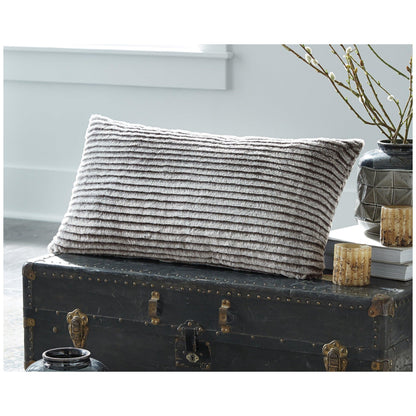 Metea Pillow Ash-A1000861P