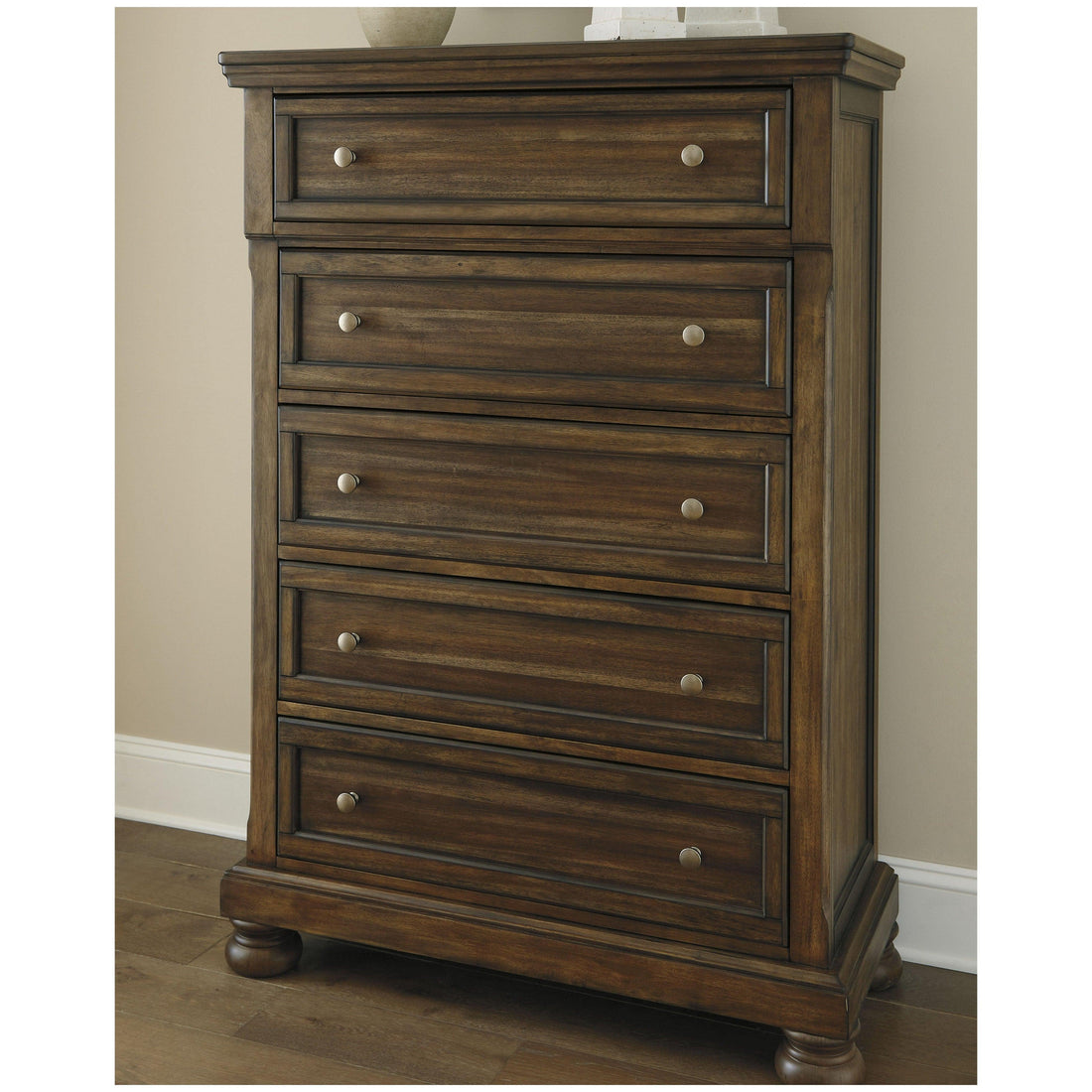 Flynnter Chest of Drawers Ash-B719-46