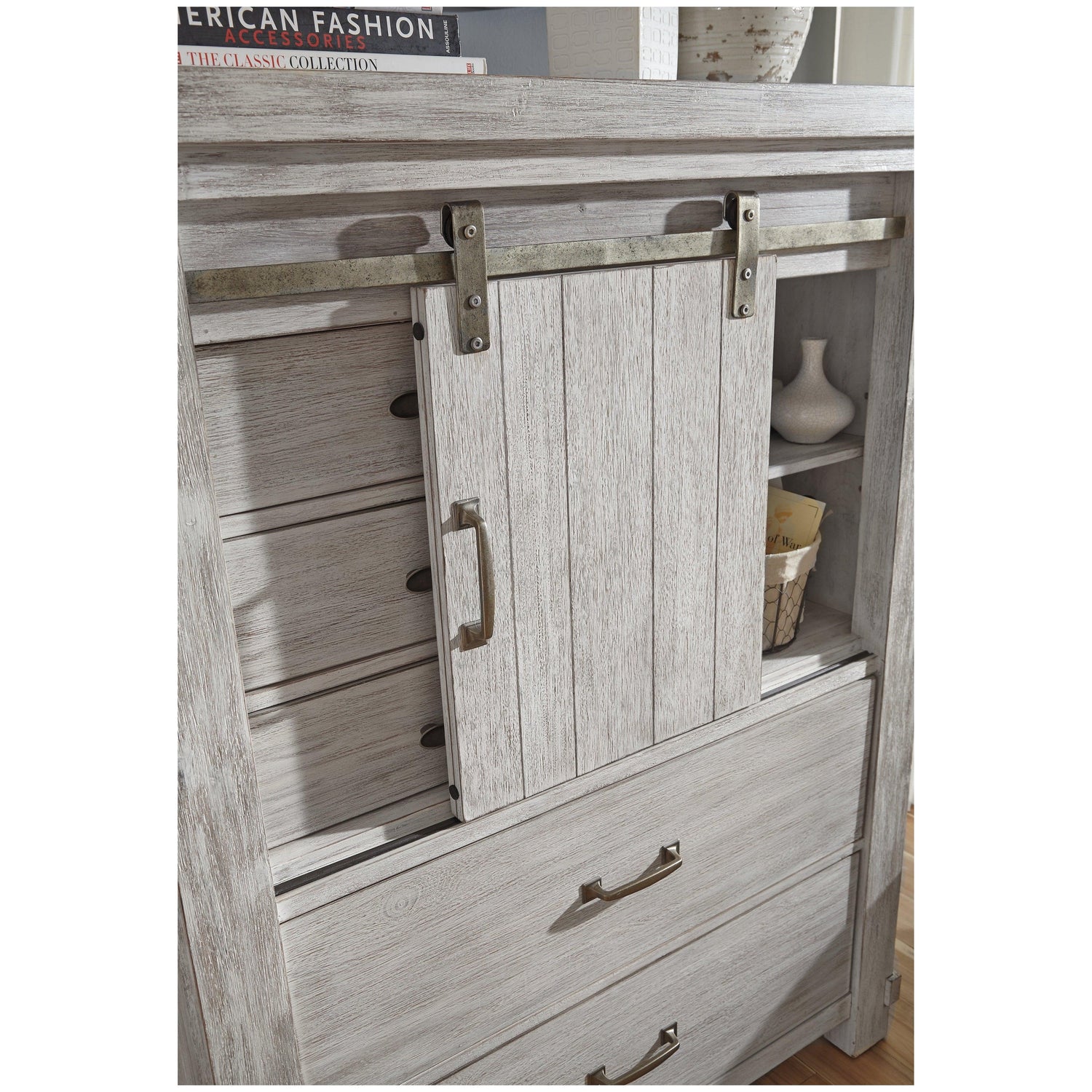 Brashland Chest of Drawers Ash-B740-46