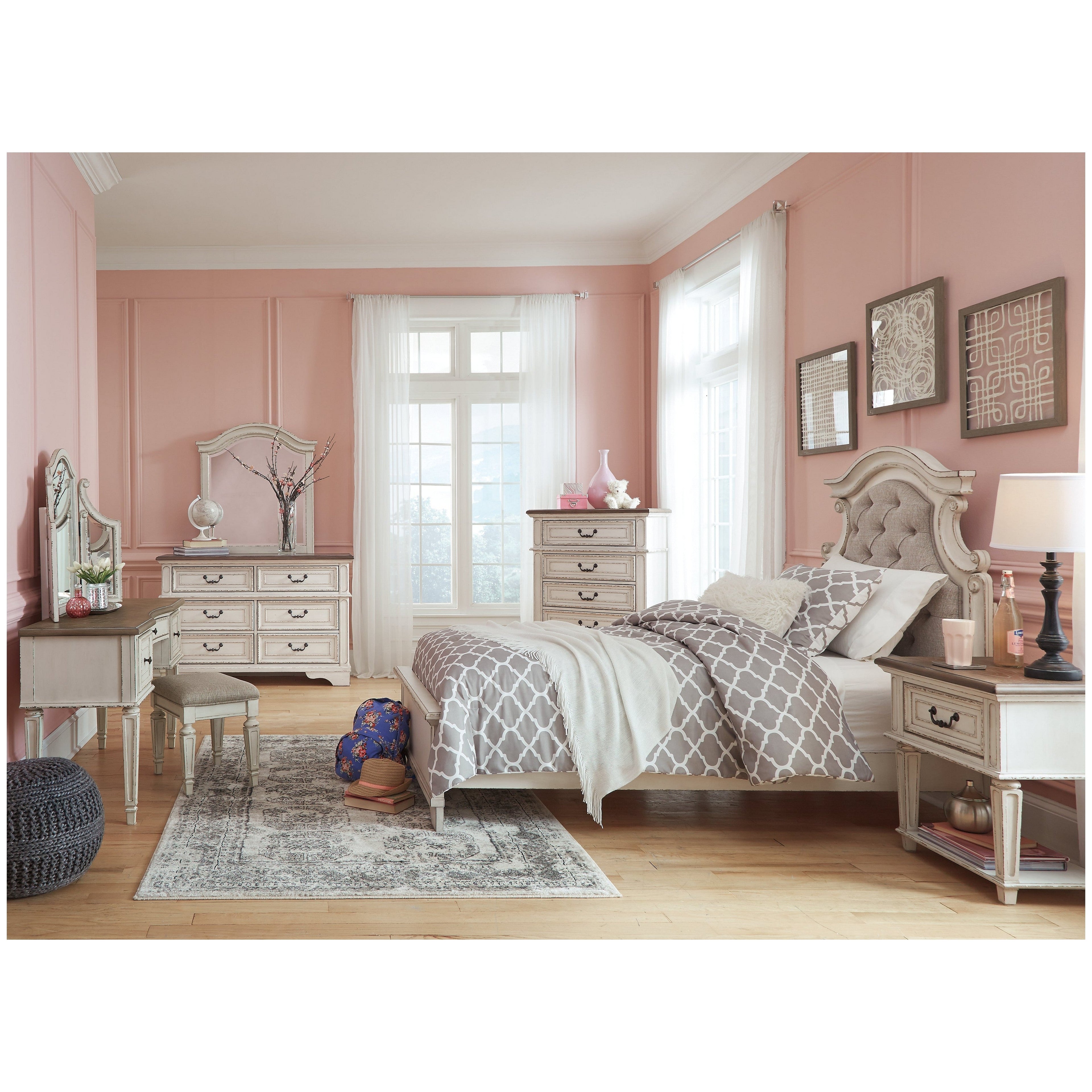 Realyn Chest of Drawers Ash-B743-45