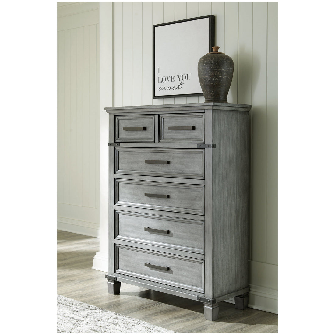Russelyn Chest of Drawers Ash-B772-46