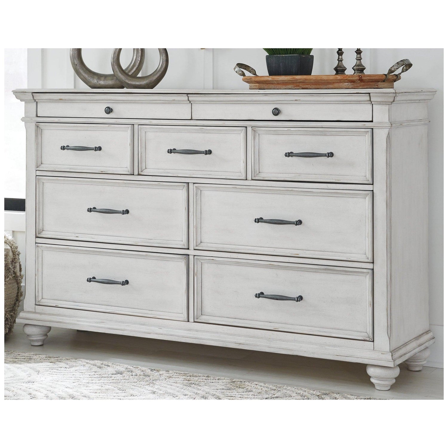 Kanwyn Dresser Ash-B777-31