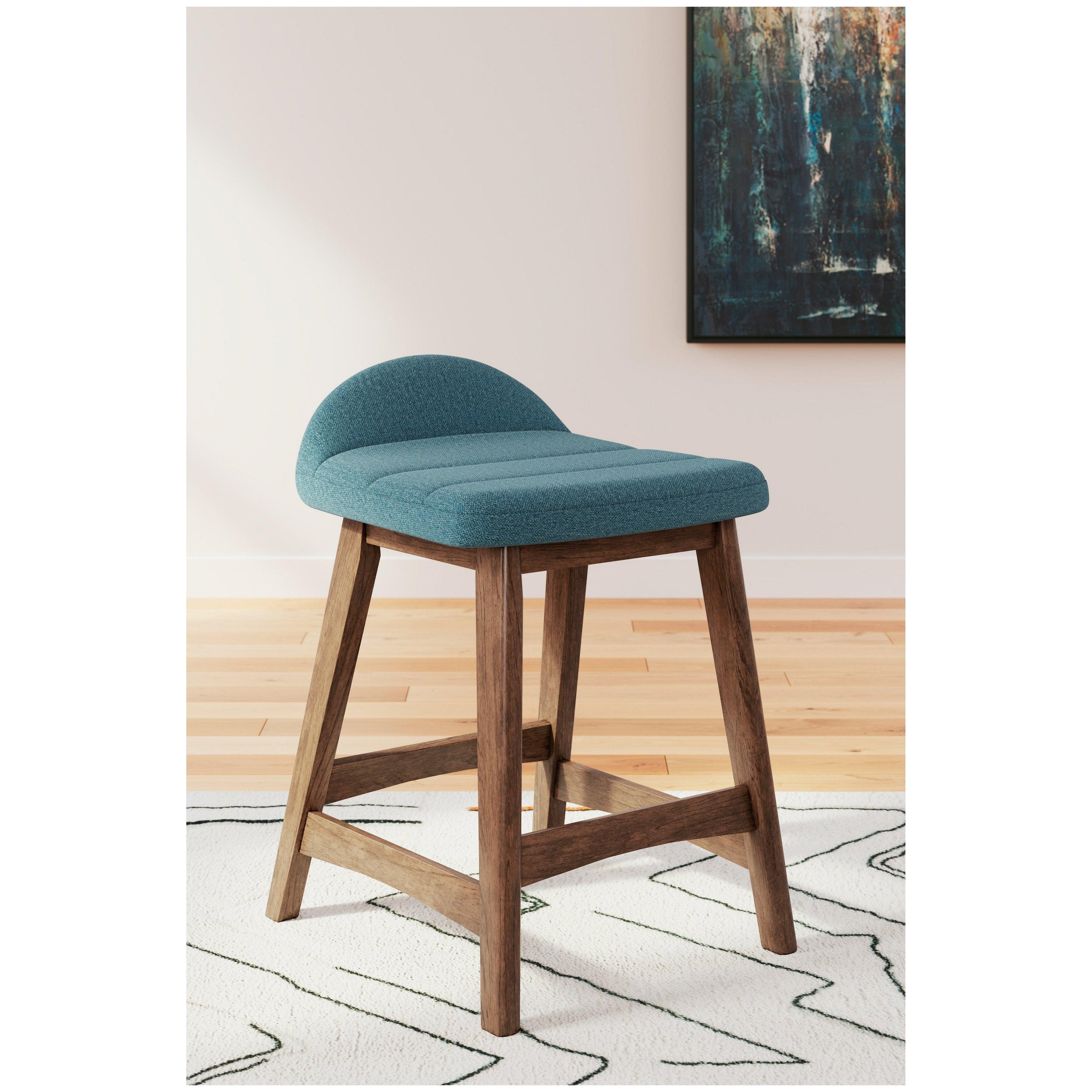 Lyncott Counter Height Bar Stool Ash-D615-124