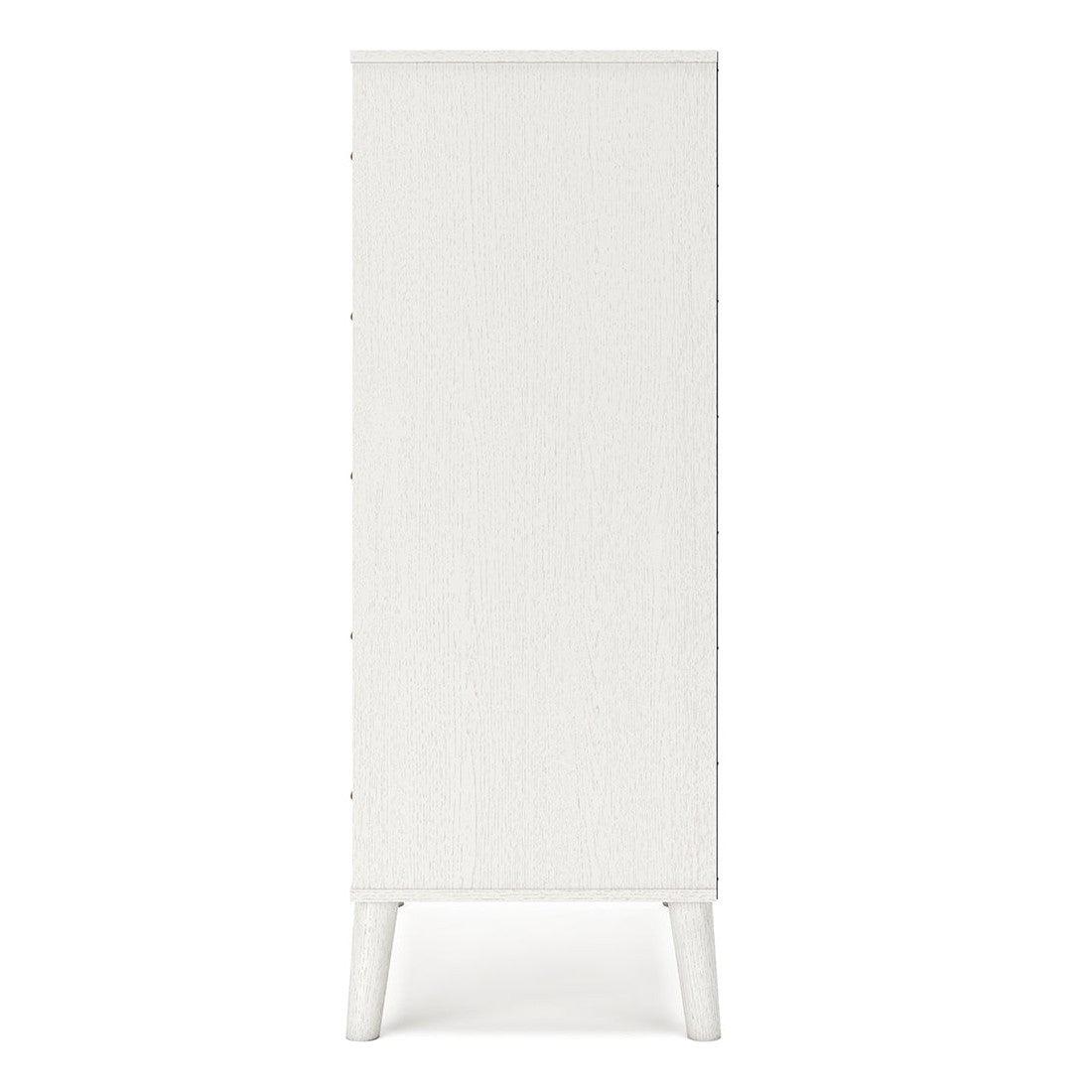 Aprilyn Chest of Drawers