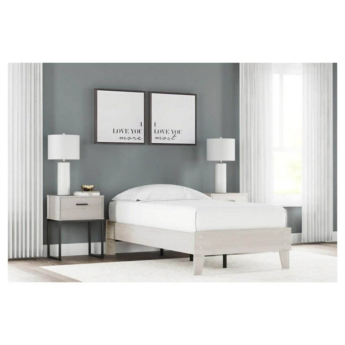 Socalle Platform Bed