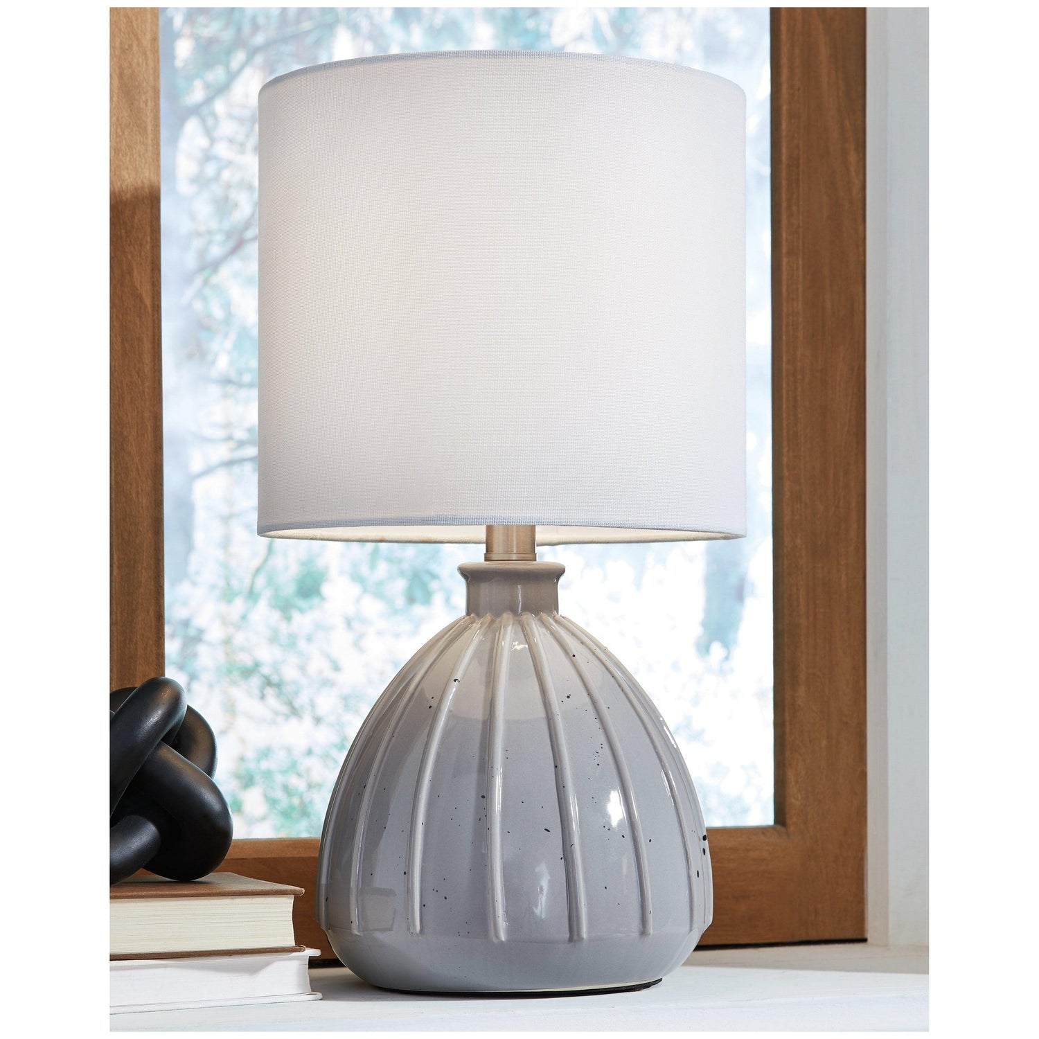 Grantner Table Lamp
