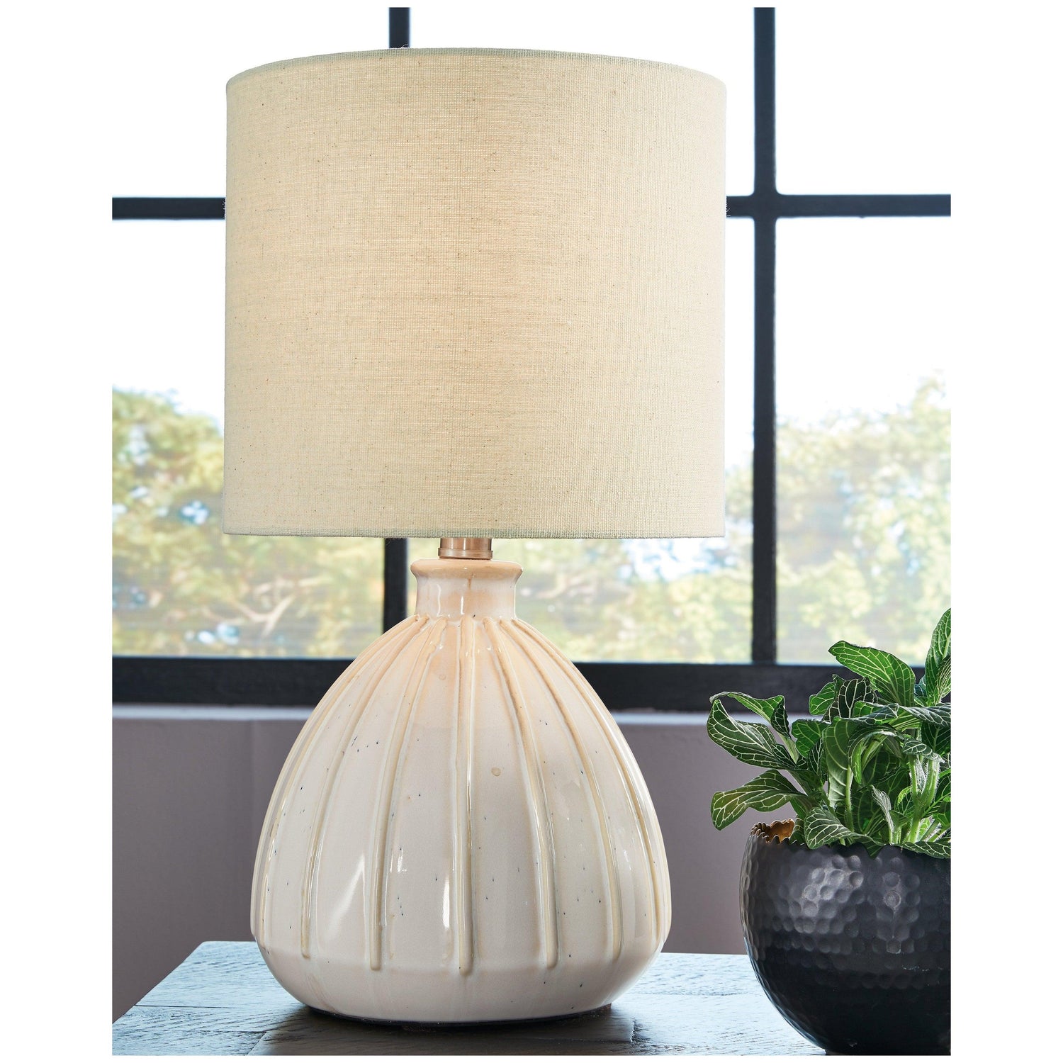 Grantner Table Lamp