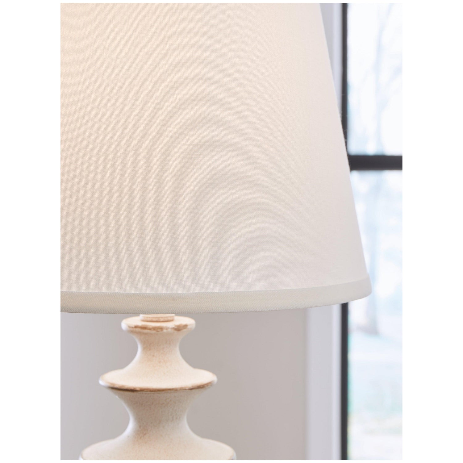Dorcher Table Lamp (Set of 2) Ash-L204424