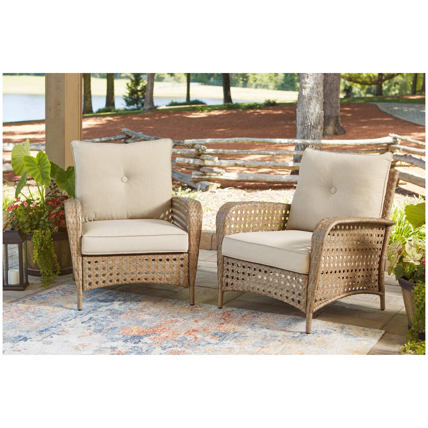 Braylee Lounge Chair with Cushion (Set of 2) Ash-P345-820