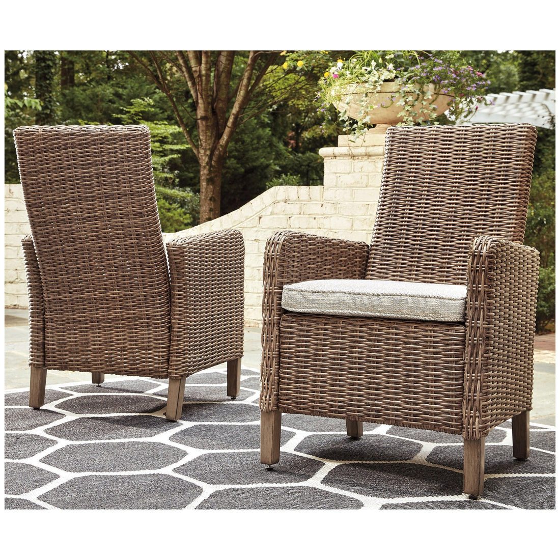 Beachcroft Arm Chair with Cushion (Set of 2) Ash-P791-601A