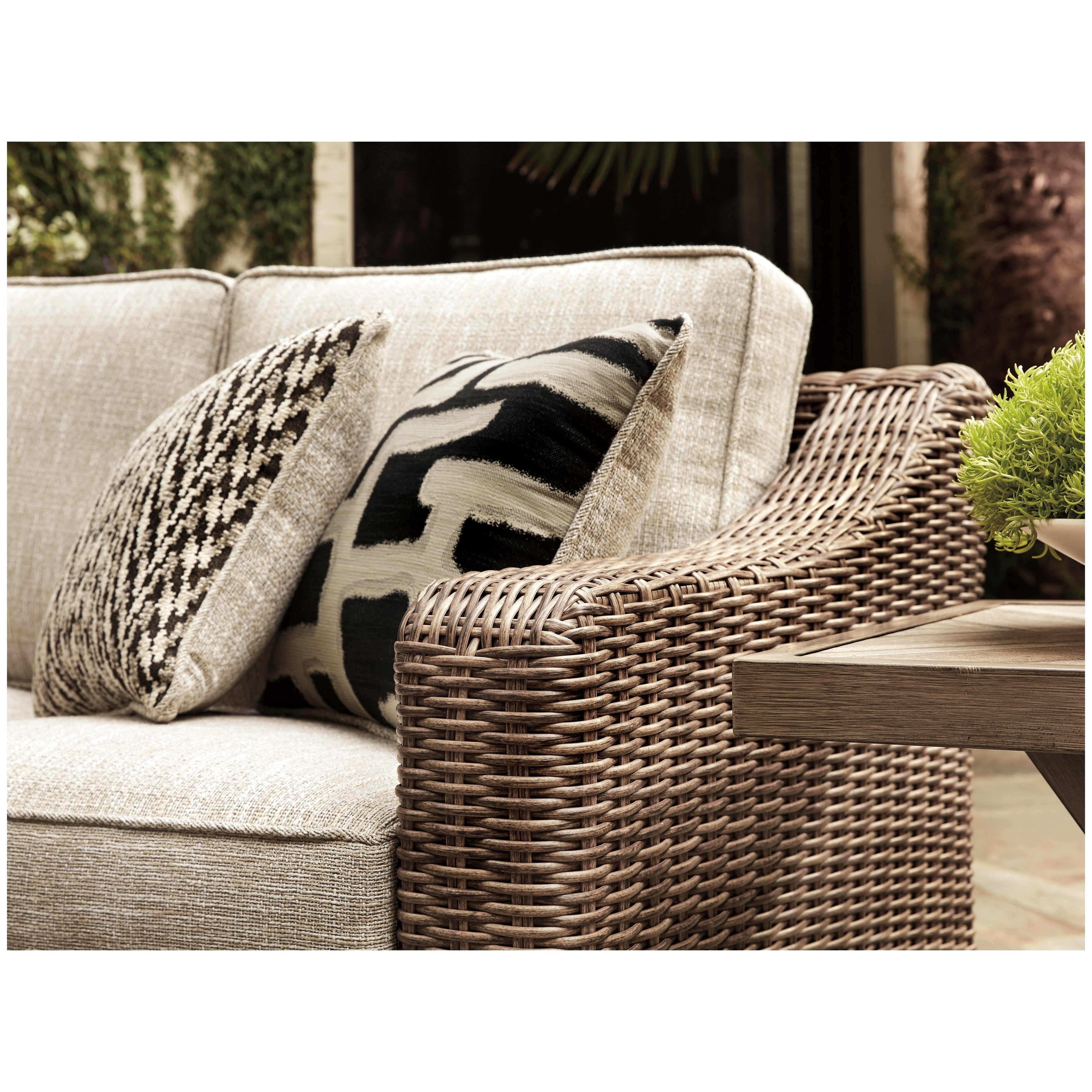 Beachcroft 5-Piece Outdoor Seating Set Ash-P791P8