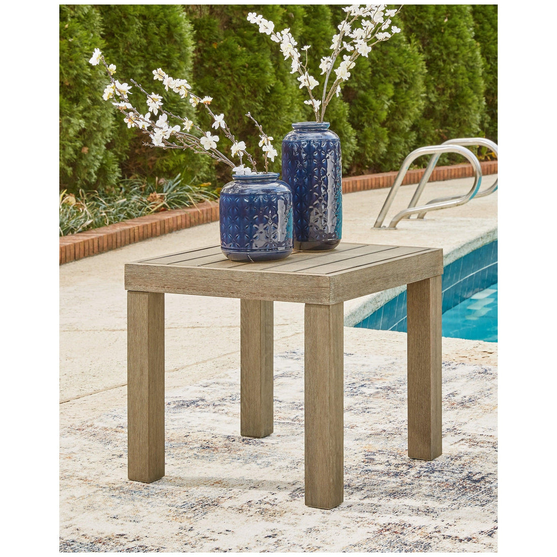 Silo Point Outdoor End Table Ash-P804-702