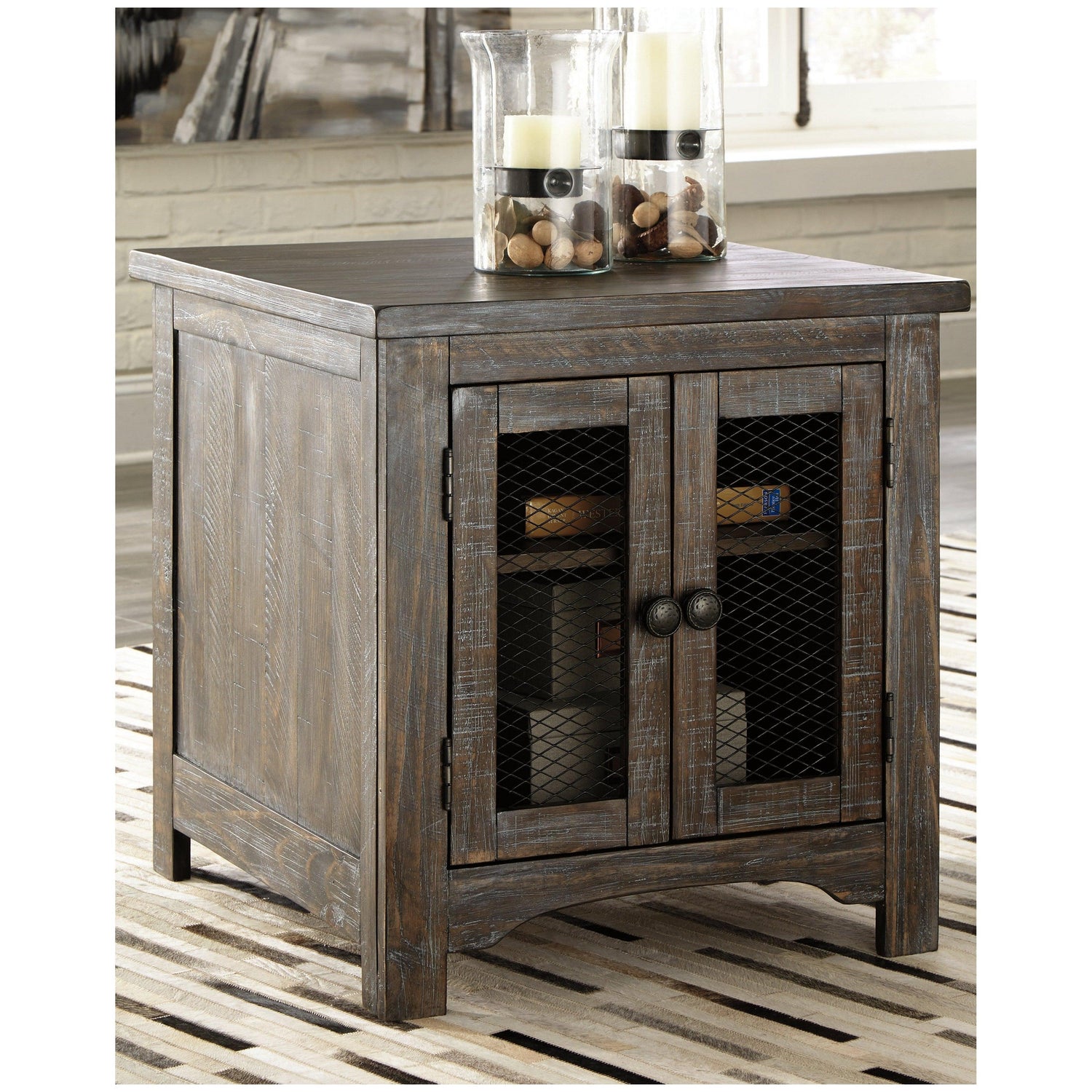 Danell Ridge End Table Ash-T446-3