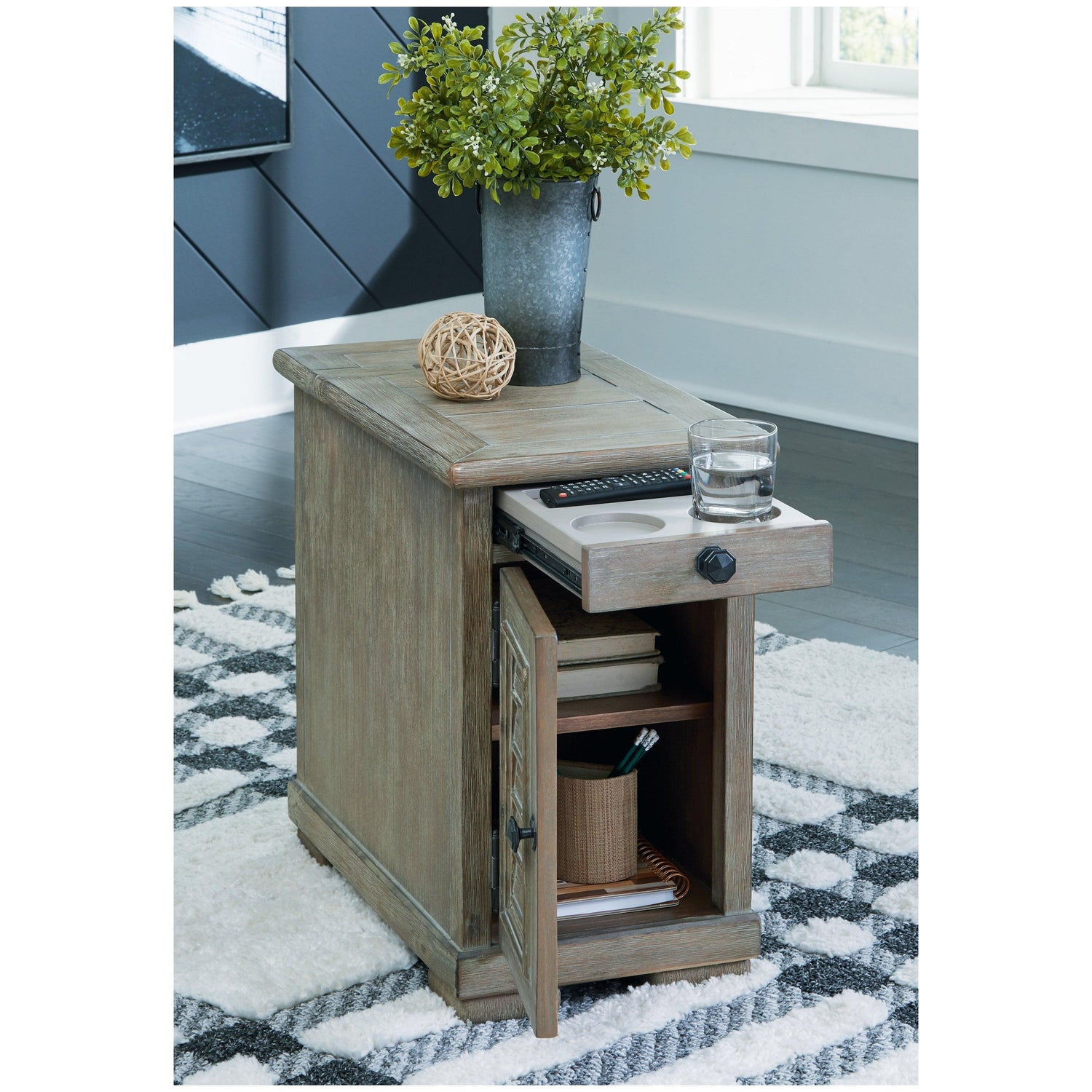 Moreshire Chairside End Table Ash-T659-7