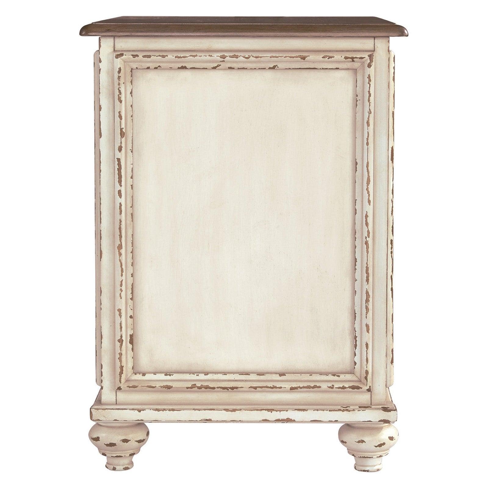 Realyn Chairside End Table Ash-T743-7