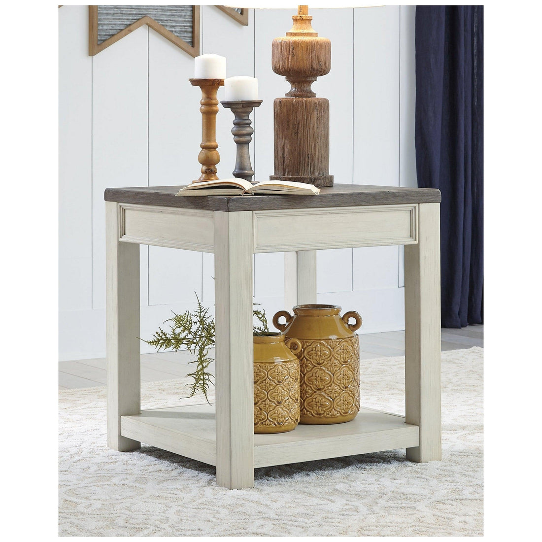 Bolanburg End Table Ash-T751-2