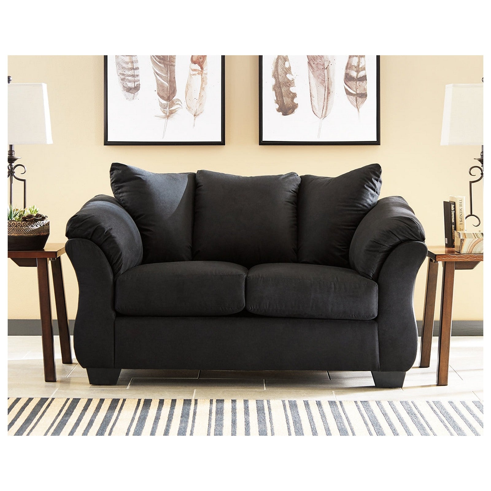 Darcy Loveseat