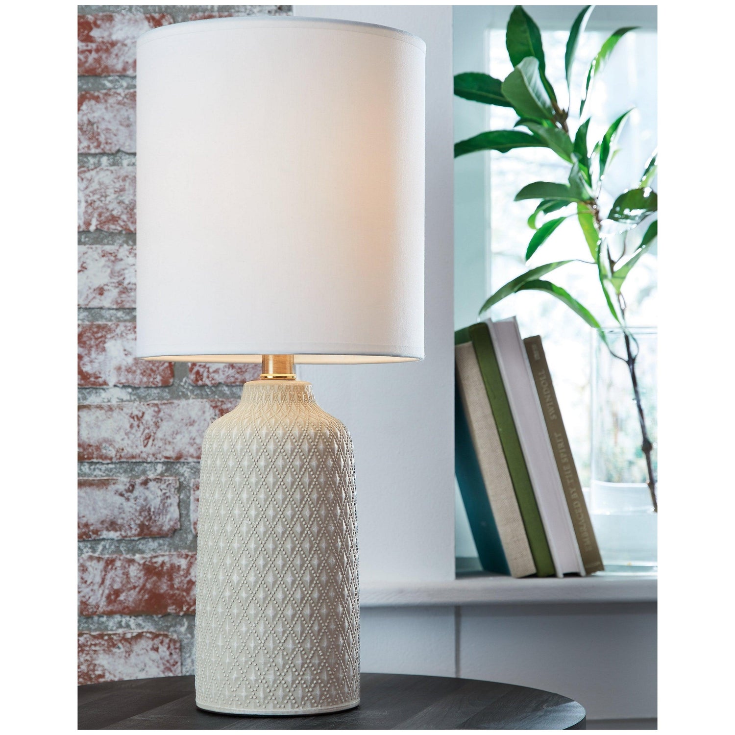 Donnford Table Lamp