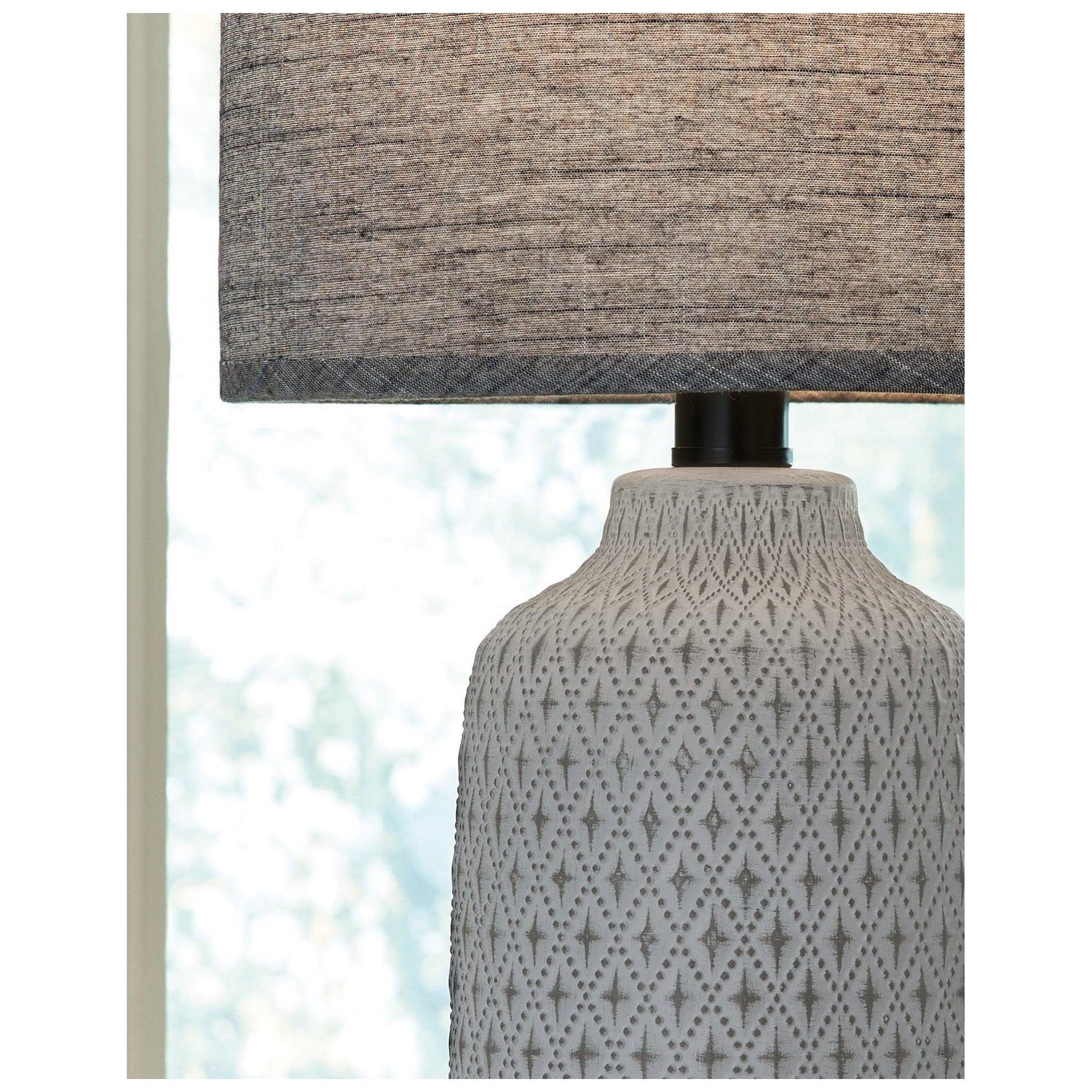 Donnford Table Lamp