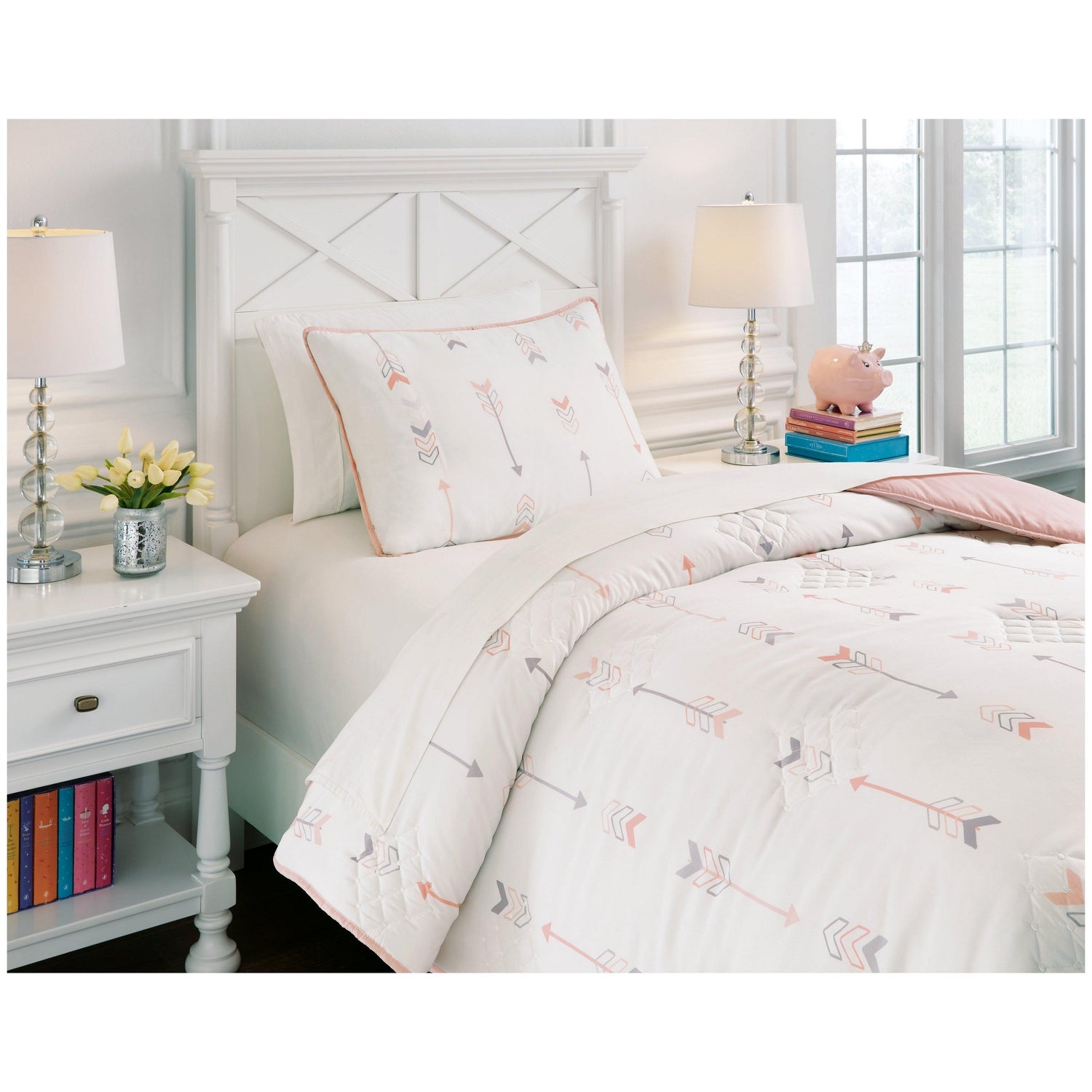 Lexann Comforter Set
