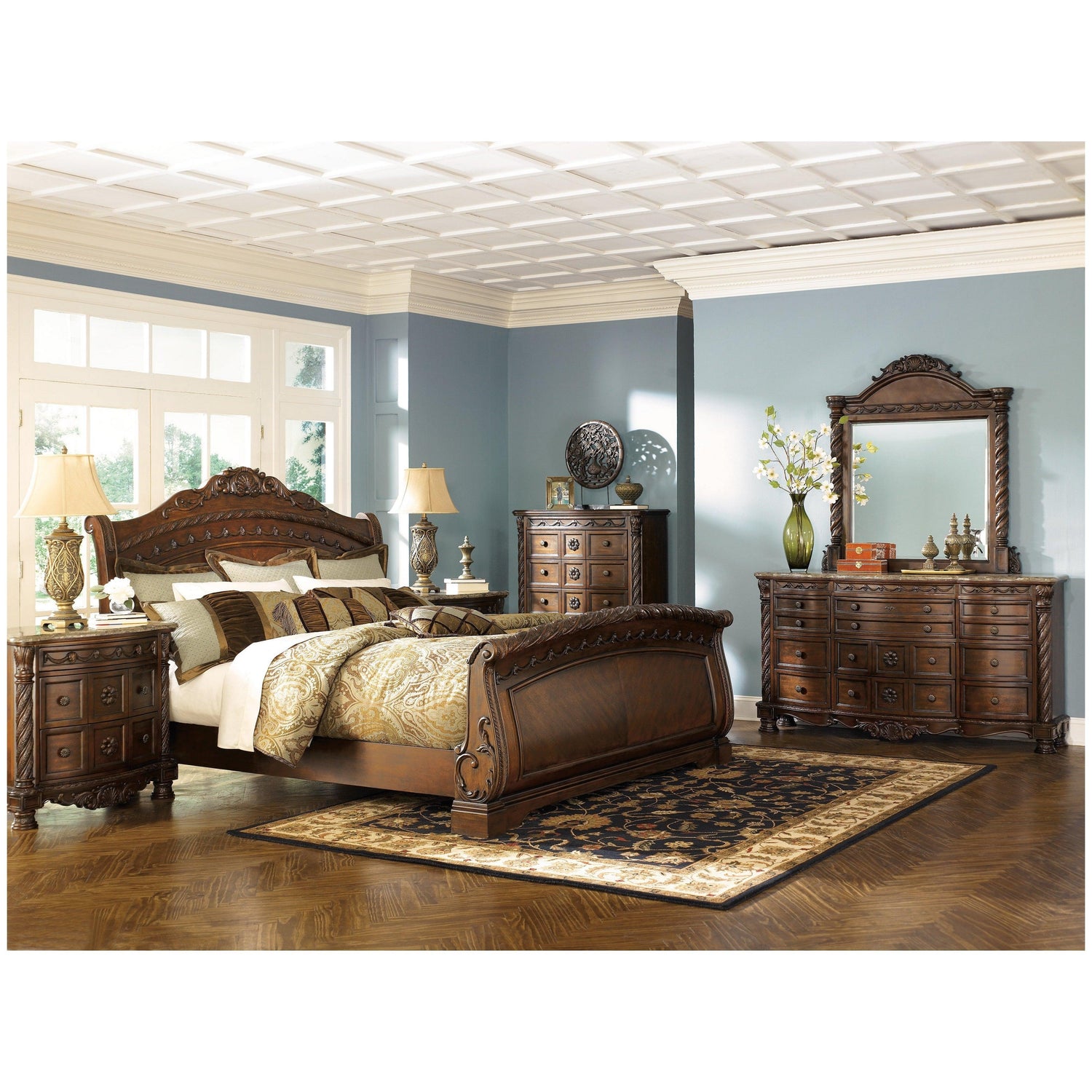 North Shore Sleigh Bed