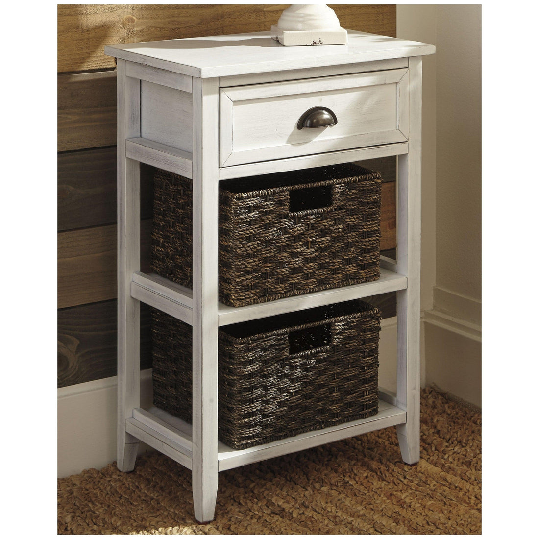 Oslember Accent Table