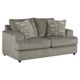 Soletren Loveseat